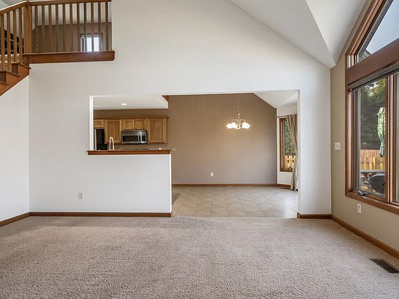 Dining / Kitchen