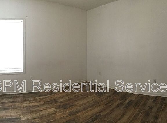 5th image of 115 Covil Ave #204