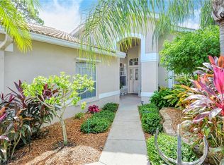 9406 Forest Hills Cir, Sarasota, FL 34238
