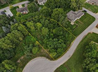 59339 Apricot Ct, South Bend, IN 46614
