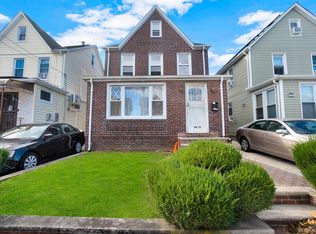 11442 211th St, Cambria Heights, NY 11411