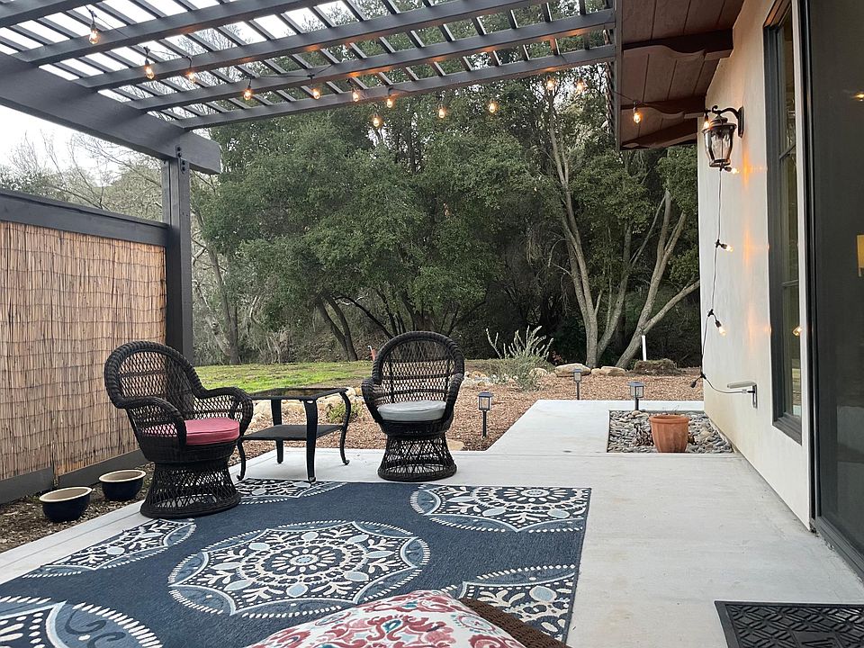 Huge private patio, view of Graves Creek