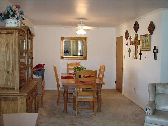 2nd image of 2833 Braemar Dr
