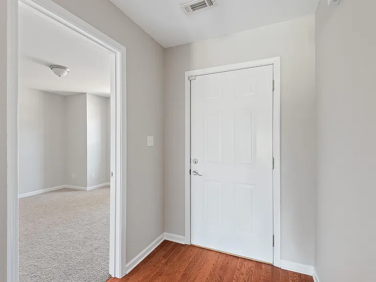 2113 Fig Tree Way — Photo 3