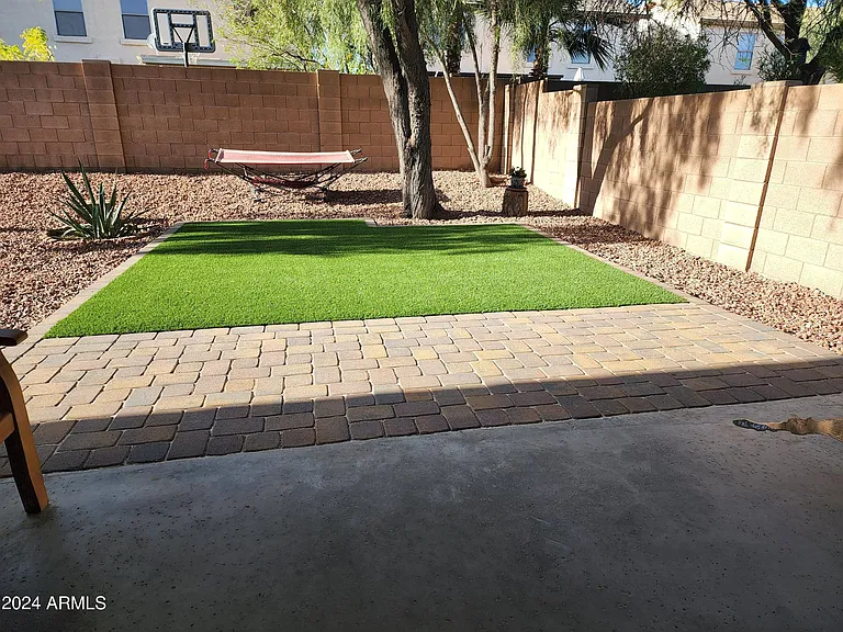 2444 W Blue Sky Dr — Photo 15