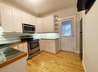 33 Barnesdale Ave S, Hamilton, ON L8M2V1