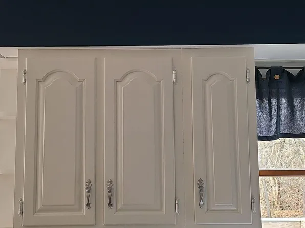 205 Hillview Ave, South Point, OH 45680