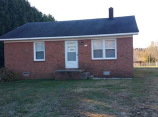 110 E Lowe Ave, Liberty, NC 27298