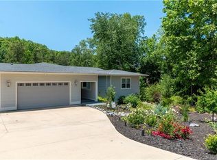 574 Oak Tree Rd, Mooresville, NC 28117