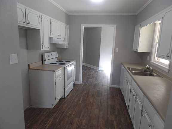 2nd image of 1815 W College Blvd
