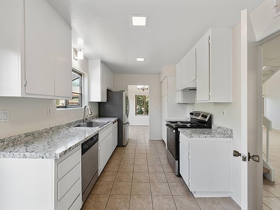 5th image of 5134 Calle Real #A
