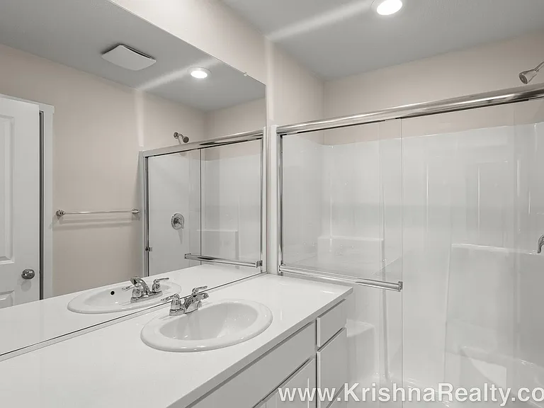 10620 NE 120th Pl — Photo 16
