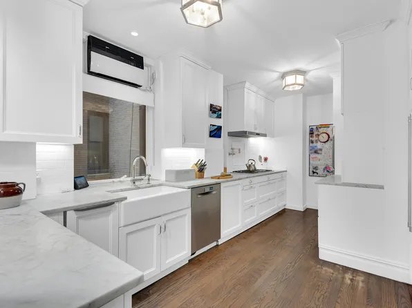 50 West 67th Street image 1 of 19