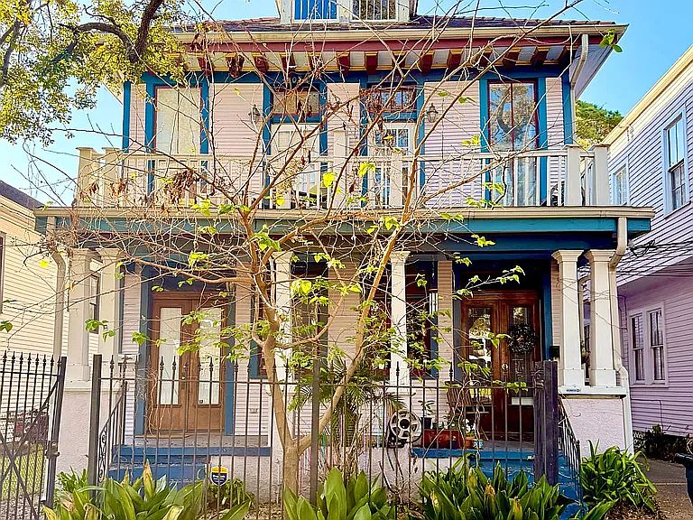 1st image of 4307A S Carrollton Ave #A