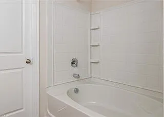 4042 Meredith Woods Ln — Photo 8