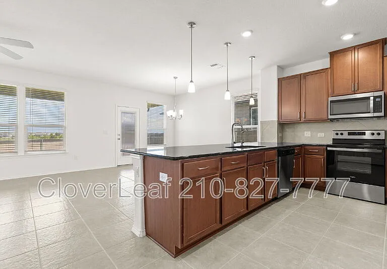 8111 Knoxville Trl — Photo 5