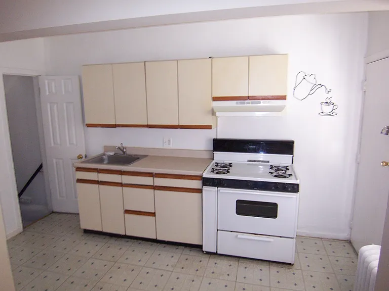 1514 S Corlies St — Photo 5