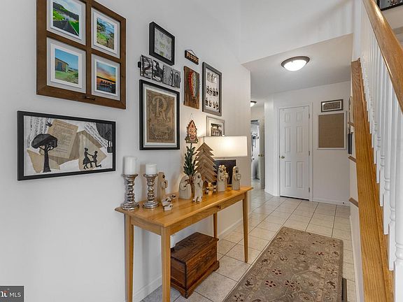 3rd image of 234 Amblewood Way