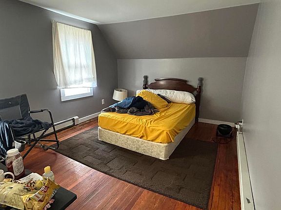 5th image of 79-81 Foxhall Ave Avenue