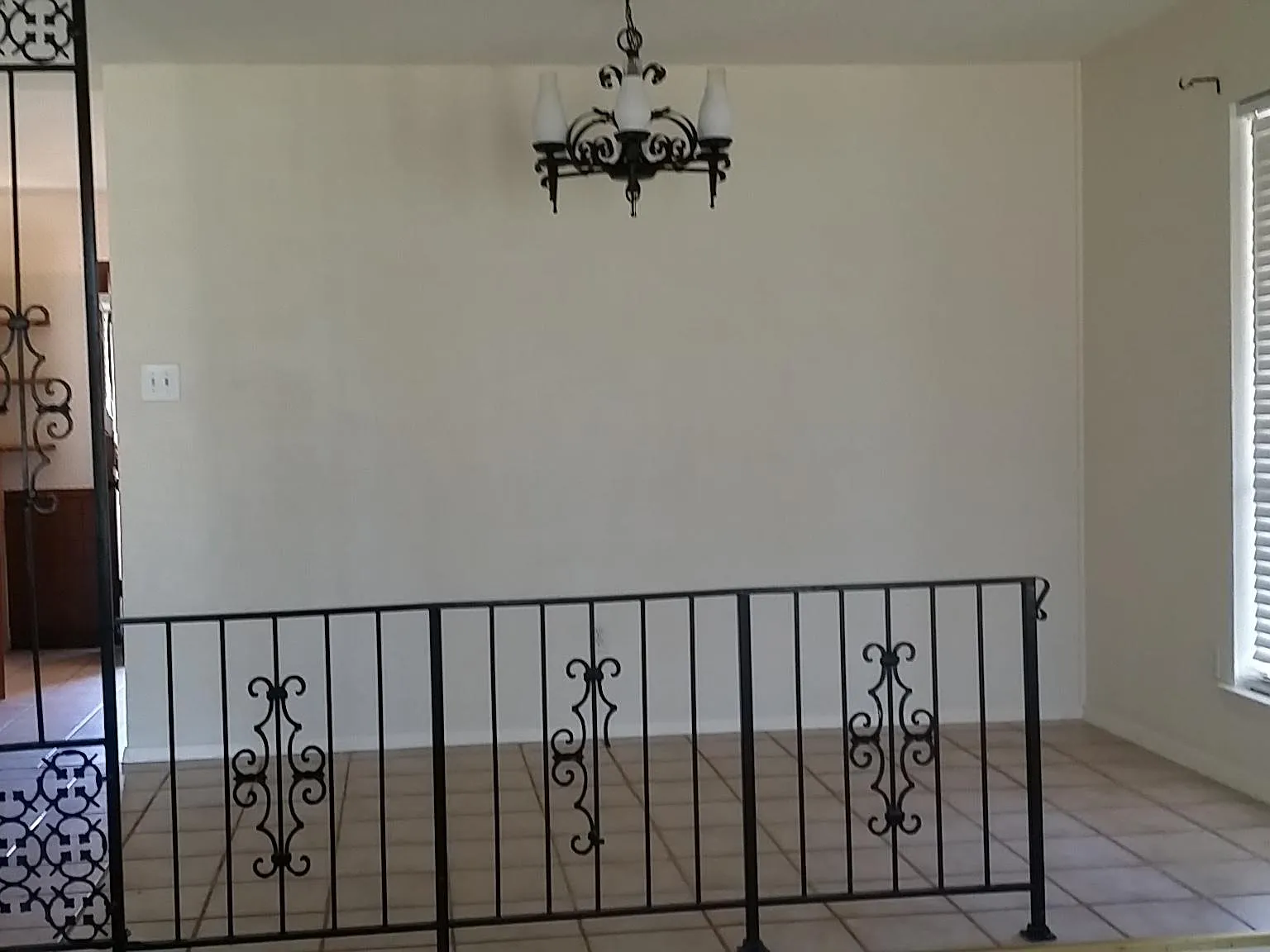 2115 Blossom Lane — Photo 4