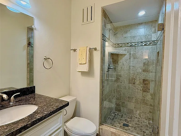 1401 E Beach Dr #112 — Photo 7