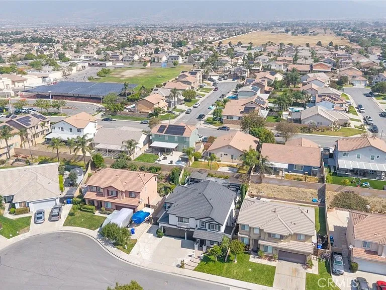 15736 Home Ct — Photo 36