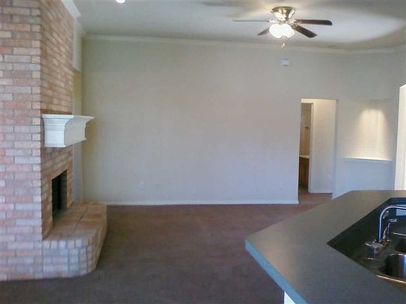 LivingRoom / Breakfast bar