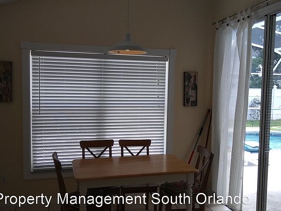 5th image of 2612 Chatham Cir