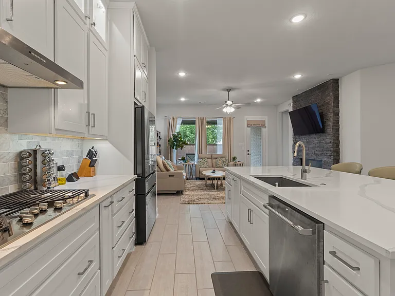 5608 Stewarts Creek Ct — Photo 10