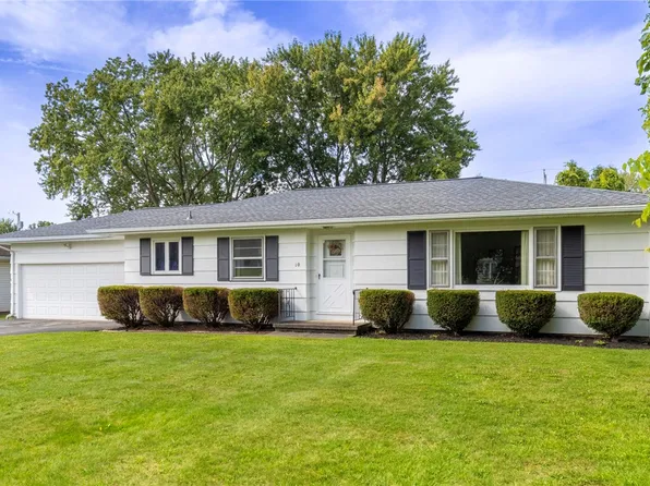 10 Westhaven Dr, Rochester, NY 14624