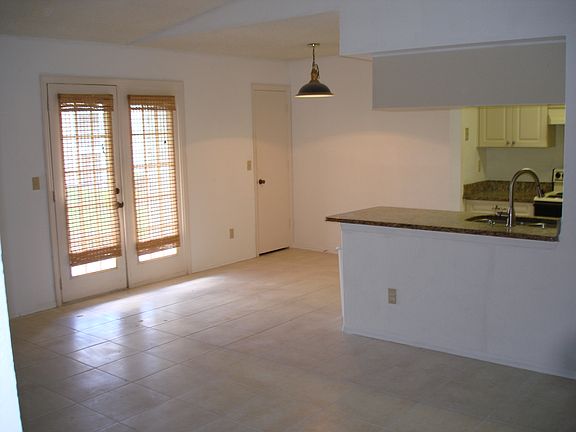 4th image of 2550 N Alafaya Trl APT 8202