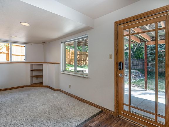 Entry way with Yale keyless entry.