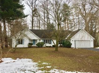 39 Hunters Pointe, Pittsford, NY 14534