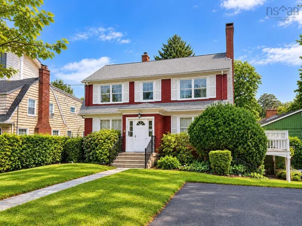 817 Tower Rd, Halifax, NS B3H 2Y1