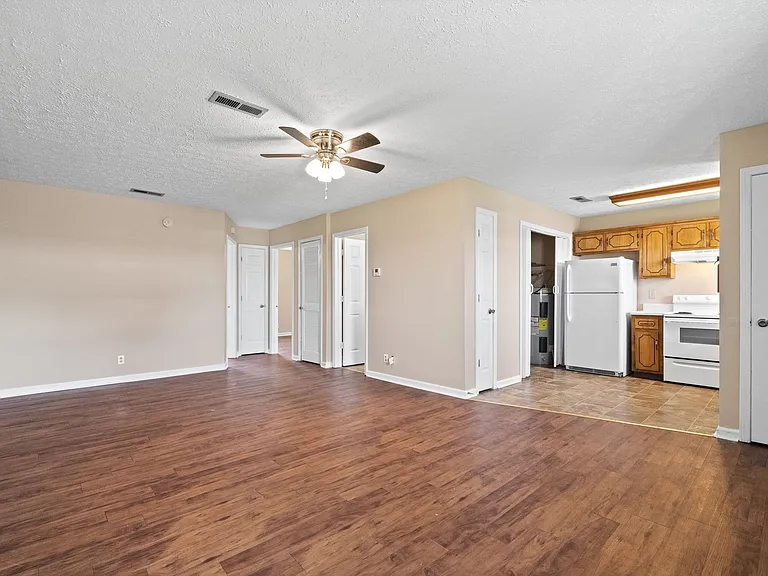 308 Thompsonville Ln #801 — Photo 3