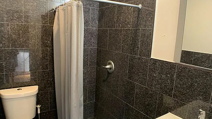 Rented by Nooklyn NYC LLC | media 30