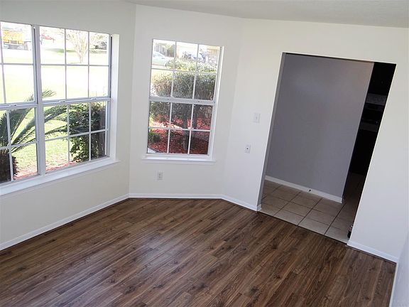 5th image of 9529 Brentwood Blvd