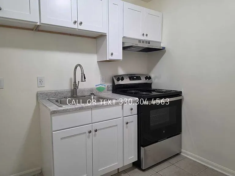 Village Woods Apartments — Photo 9