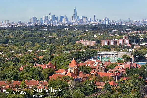 Rented by Terrace Sotheby's International Realty | media 10