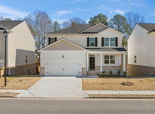 213 Champlain Rd, Hoschton, GA 30548