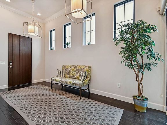 3rd image of 8388 Via Vittoria Way