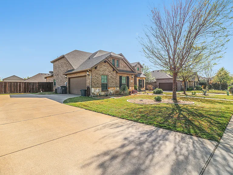 230 Sandy Way — Photo 40