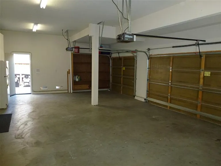 18345 San Antonio Dr — Photo 35
