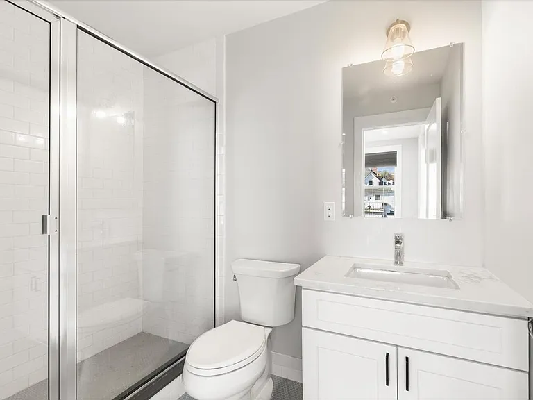 49 Beekman Ave #1 — Photo 3