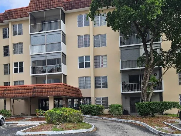 4172 Inverrary Drive #512, Lauderhill, FL 33319