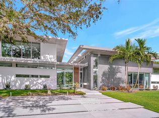 11900 SW 68th Ct, Pinecrest, FL 33156