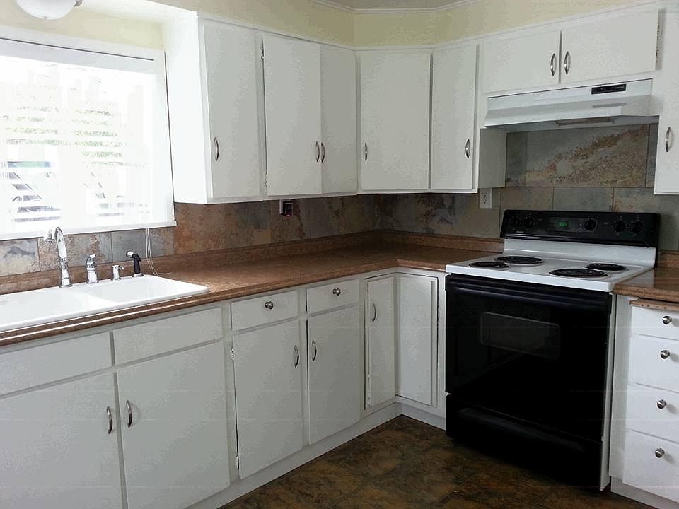 1st image of 1212 W 12th St