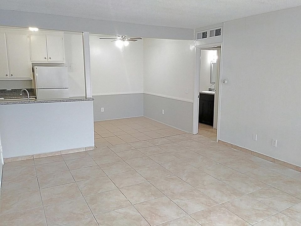 1st image of 303 S Avenue 57 APT 10