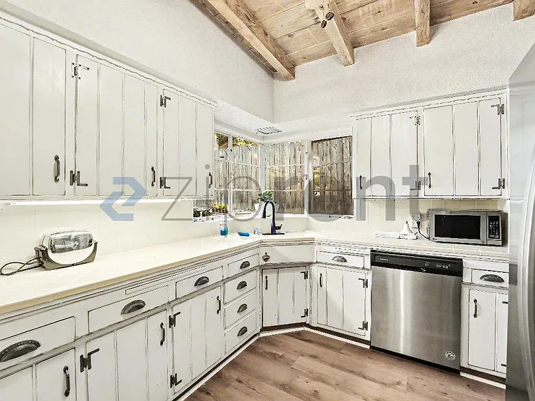 15353 Iron Canyon Rd — Photo 33
