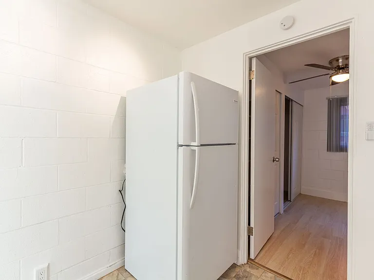 Viewmont Apartments — Photo 11